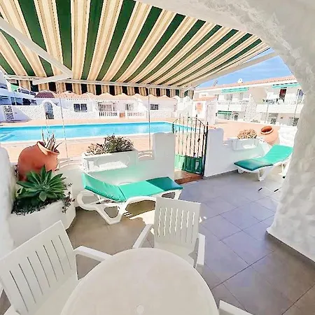 Bungalow En San Eugenio Bajo 아데제